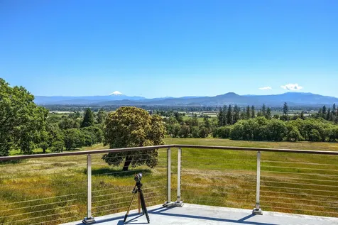 4640 Scenic Avenue Central Point OR 97502