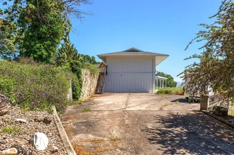 4640 Scenic Avenue Central Point OR 97502