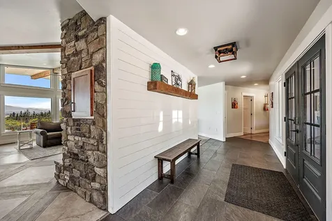 4640 Scenic Avenue Central Point OR 97502