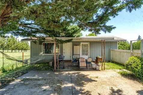 4640 Scenic Avenue Central Point OR 97502