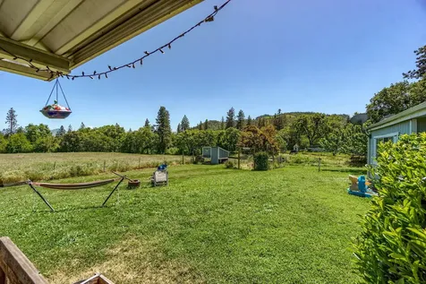 4640 Scenic Avenue Central Point OR 97502