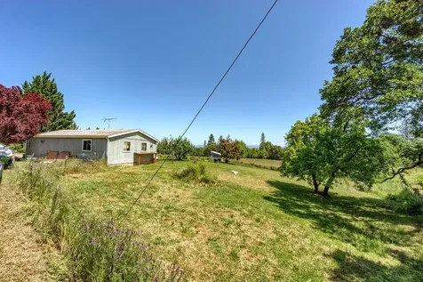 4640 Scenic Avenue Central Point OR 97502