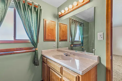 3039 Lazy Creek Drive Medford OR 97504