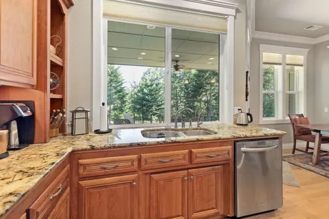 190 Red Rock Lane Grants Pass OR 97527