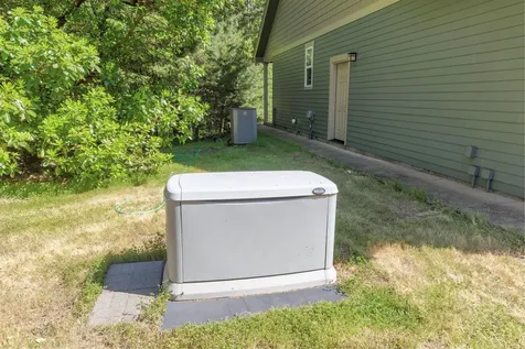 190 Red Rock Lane Grants Pass OR 97527