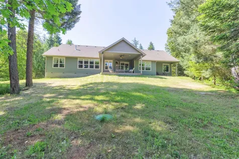 190 Red Rock Lane Grants Pass OR 97527