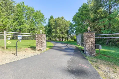 190 Red Rock Lane Grants Pass OR 97527