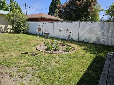 2447 Darrow Avenue Klamath Falls OR 97601