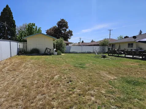 2447 Darrow Avenue Klamath Falls OR 97601