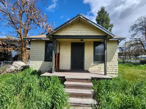 105 W Oregon Avenue Klamath Falls OR 97601