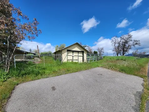 105 W Oregon Avenue Klamath Falls OR 97601