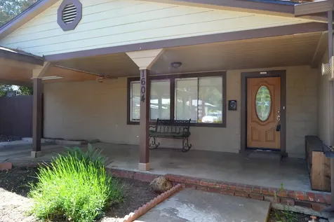 1604 Crown Avenue Medford OR 97504