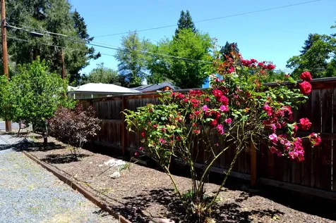 1604 Crown Avenue Medford OR 97504