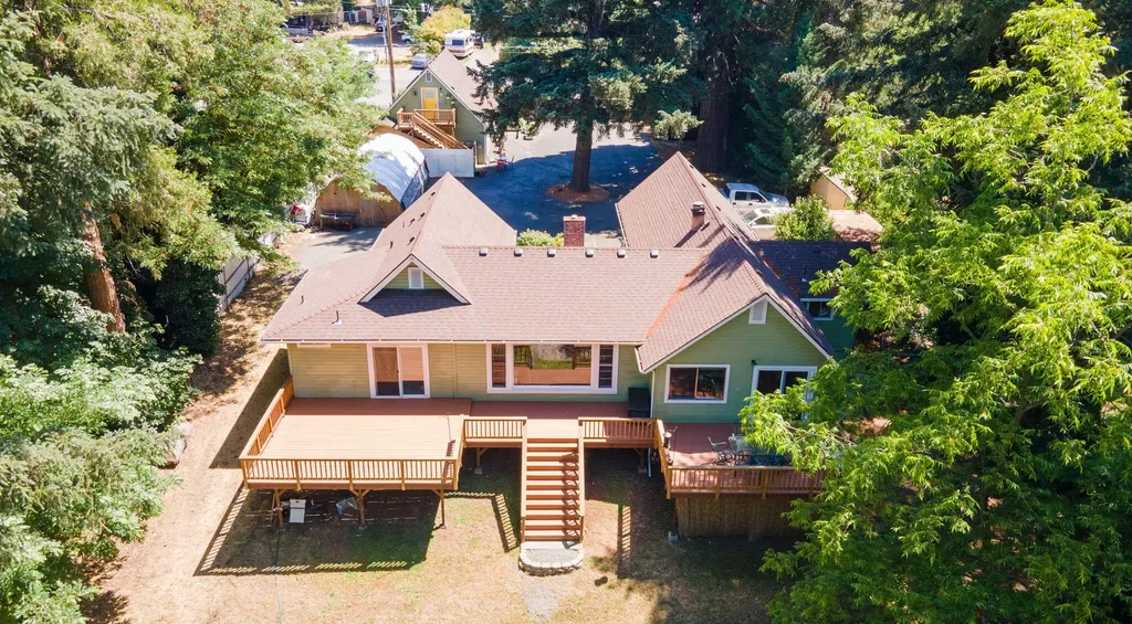 2100 Rogue River Highway Grants Pass OR 97527