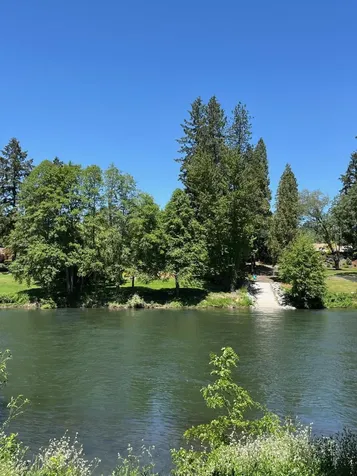 2100 Rogue River Highway Grants Pass OR 97527