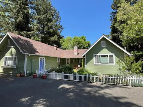 2100 Rogue River Highway Grants Pass OR 97527