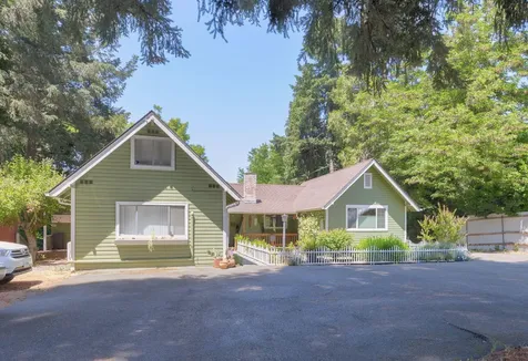 2100 Rogue River Highway Grants Pass OR 97527