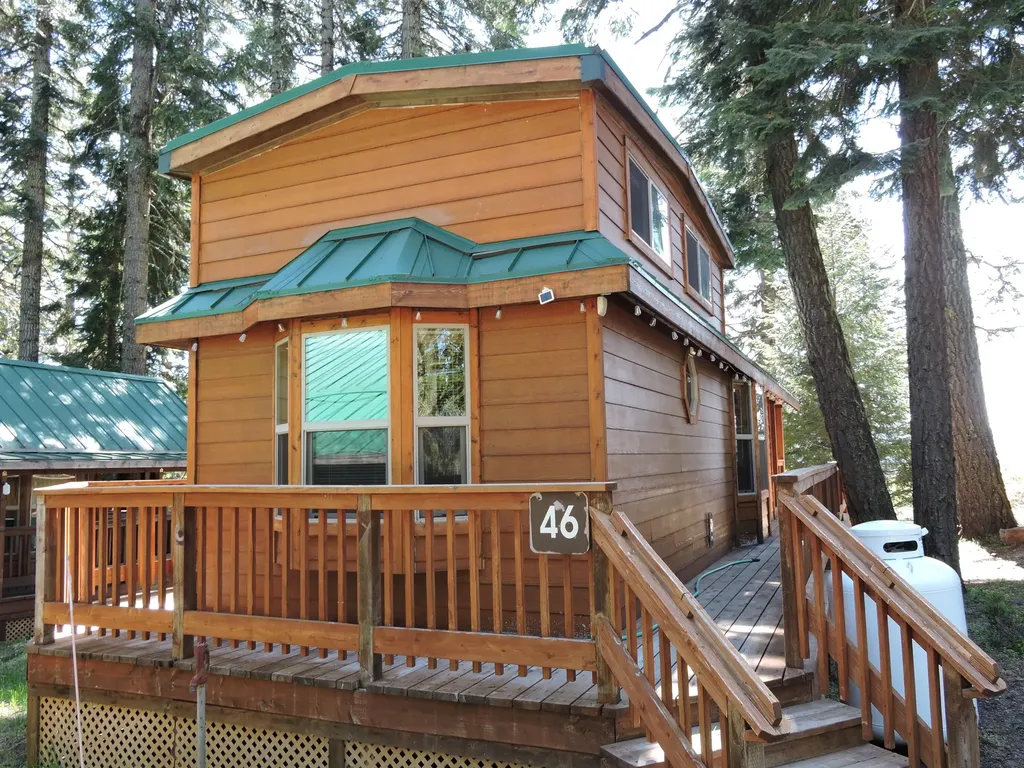 7979 Hyatt Prairie Road Ashland OR 97520