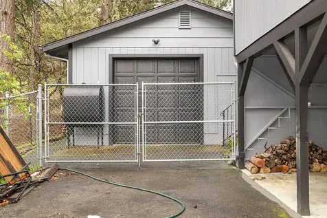 610 Sky Crest Drive Grants Pass OR 97527