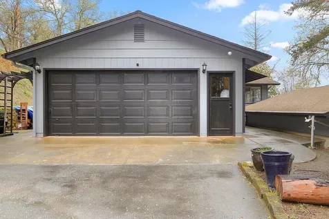 610 Sky Crest Drive Grants Pass OR 97527