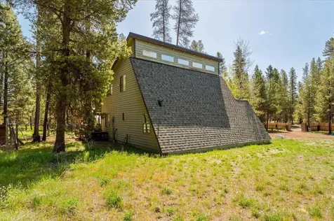 16010 Green Forest Road La Pine OR 97739