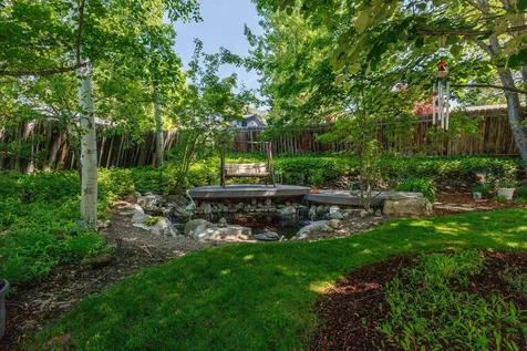 1519 Stardust Way Medford OR 97504