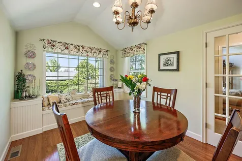 1519 Stardust Way Medford OR 97504