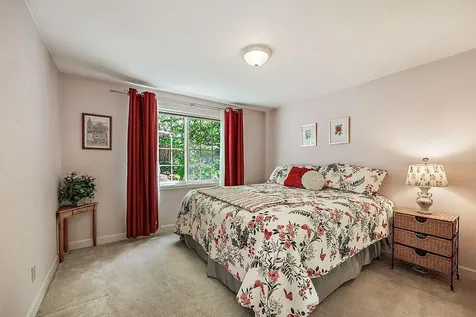 1519 Stardust Way Medford OR 97504