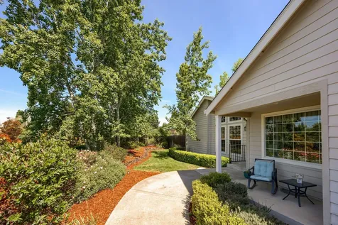 1519 Stardust Way Medford OR 97504