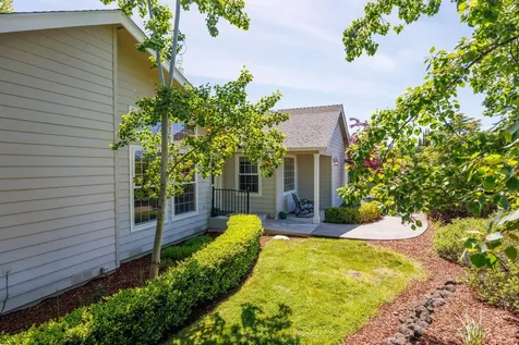 1519 Stardust Way Medford OR 97504