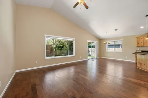 437 SE Cadet Court Grants Pass OR 97527