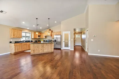 437 SE Cadet Court Grants Pass OR 97527
