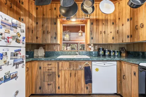 60525 Brookswood Boulevard Bend OR 97702