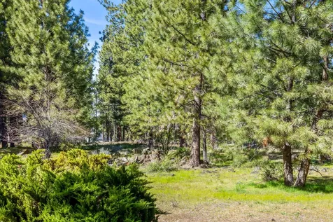 60525 Brookswood Boulevard Bend OR 97702
