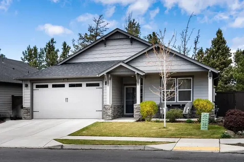 1966 NE Cliff Drive Bend OR 97701