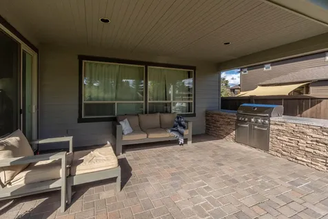 2970 SW Yew Park Lane Redmond OR 97756