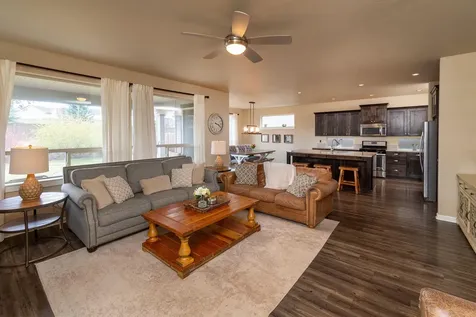 2970 SW Yew Park Lane Redmond OR 97756