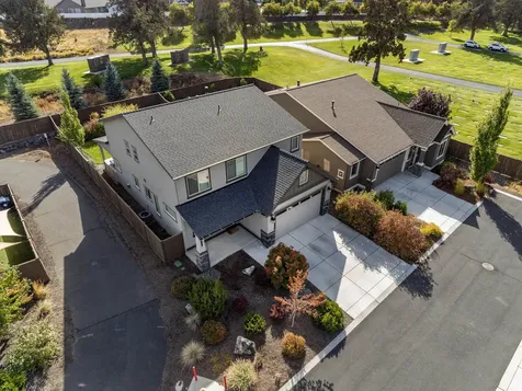 2970 SW Yew Park Lane Redmond OR 97756