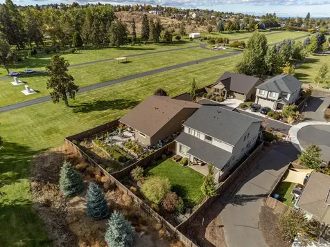 2970 SW Yew Park Lane Redmond OR 97756