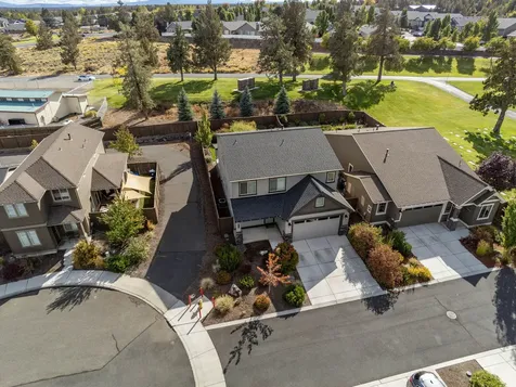 2970 SW Yew Park Lane Redmond OR 97756