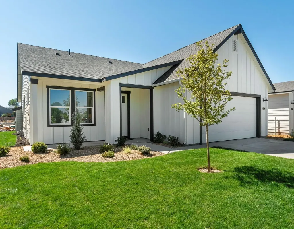 2853 NE Wells Acres Road Bend OR 97701