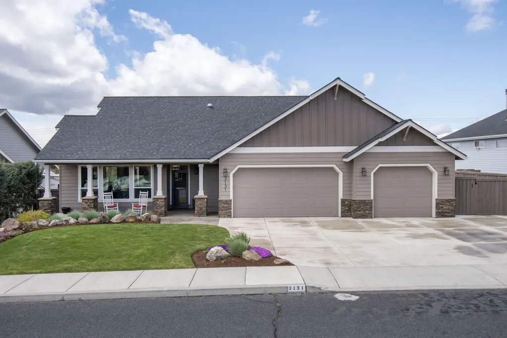 3131 SW Cascade Vista Drive Redmond OR 97756