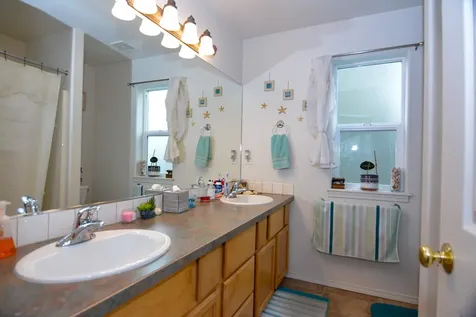 311 NW 25th Street Redmond OR 97756