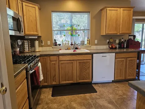 311 NW 25th Street Redmond OR 97756