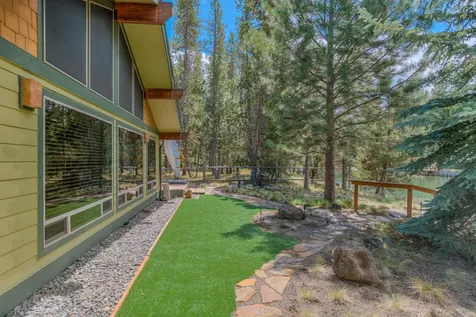 17211 Merganser Drive Bend OR 97707