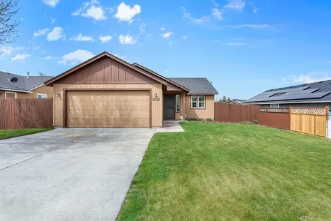 2643 NE 5th Street Redmond OR 97756