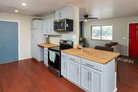51467 Ash Road La Pine OR 97739