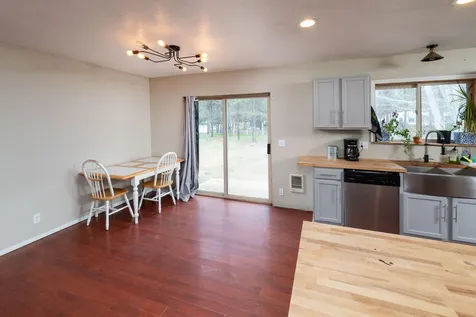 51467 Ash Road La Pine OR 97739