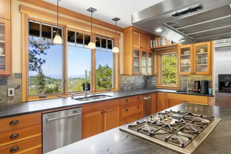 6969 Griffin Creek Road Medford OR 97501