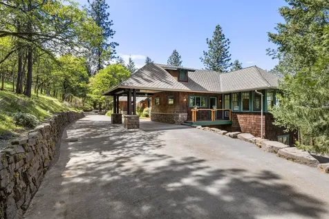 6969 Griffin Creek Road Medford OR 97501